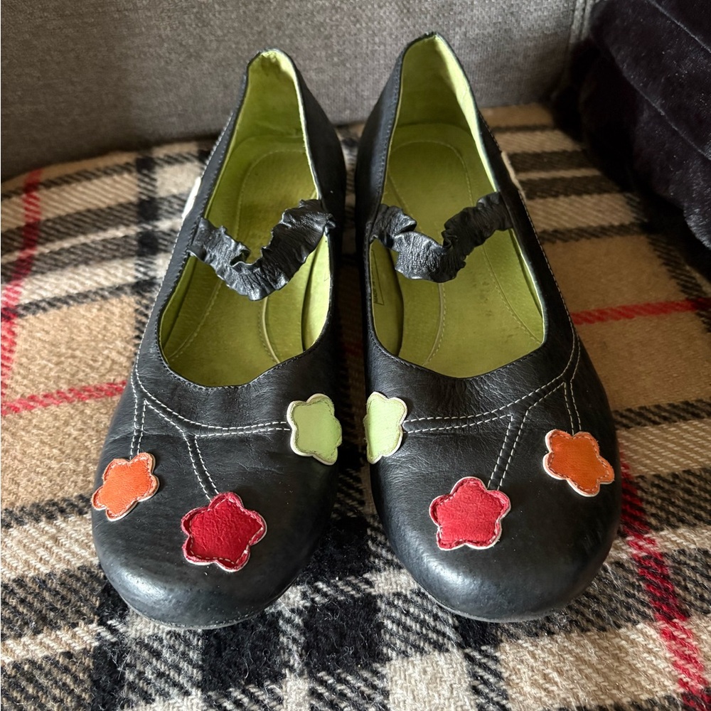 Black Mary Jane Leather Shoes with Colorful Flower Accents by Point Zero